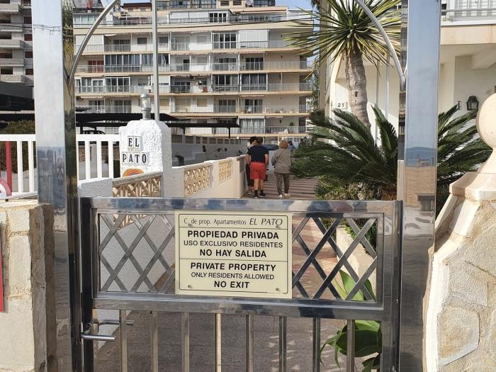 Beachfront-secured urbanization with video surveillance